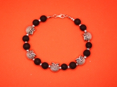 Eulenarmband mit Lavaperlen