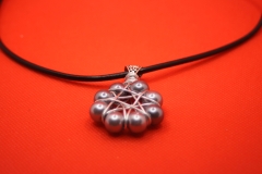 Perlenanhänger in Sternenform