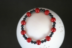 Glasperlen-Armband in schwarz-rot