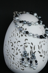 Glasperlen-Armband schwarz-grau