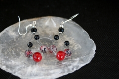 Glasperlen-Set in Schwarz-Rot