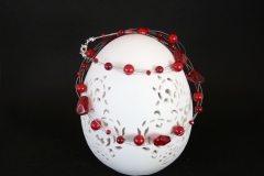 Glasperlenkette dreireihig in Rot