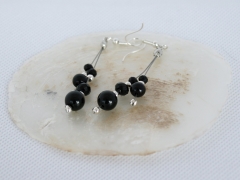 Ohranhänger schwarze Glasperlen