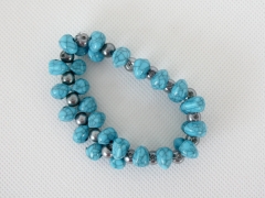 Armband in türkis mit Acryl- und Glasperlen